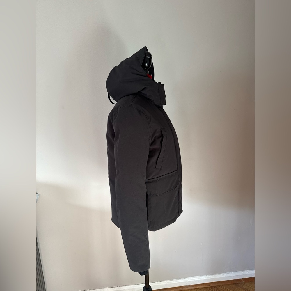 Canada Goose Women's Blakely Parka - Picture 7 of 15